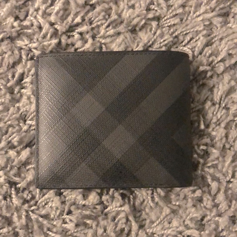 Burberry wallet